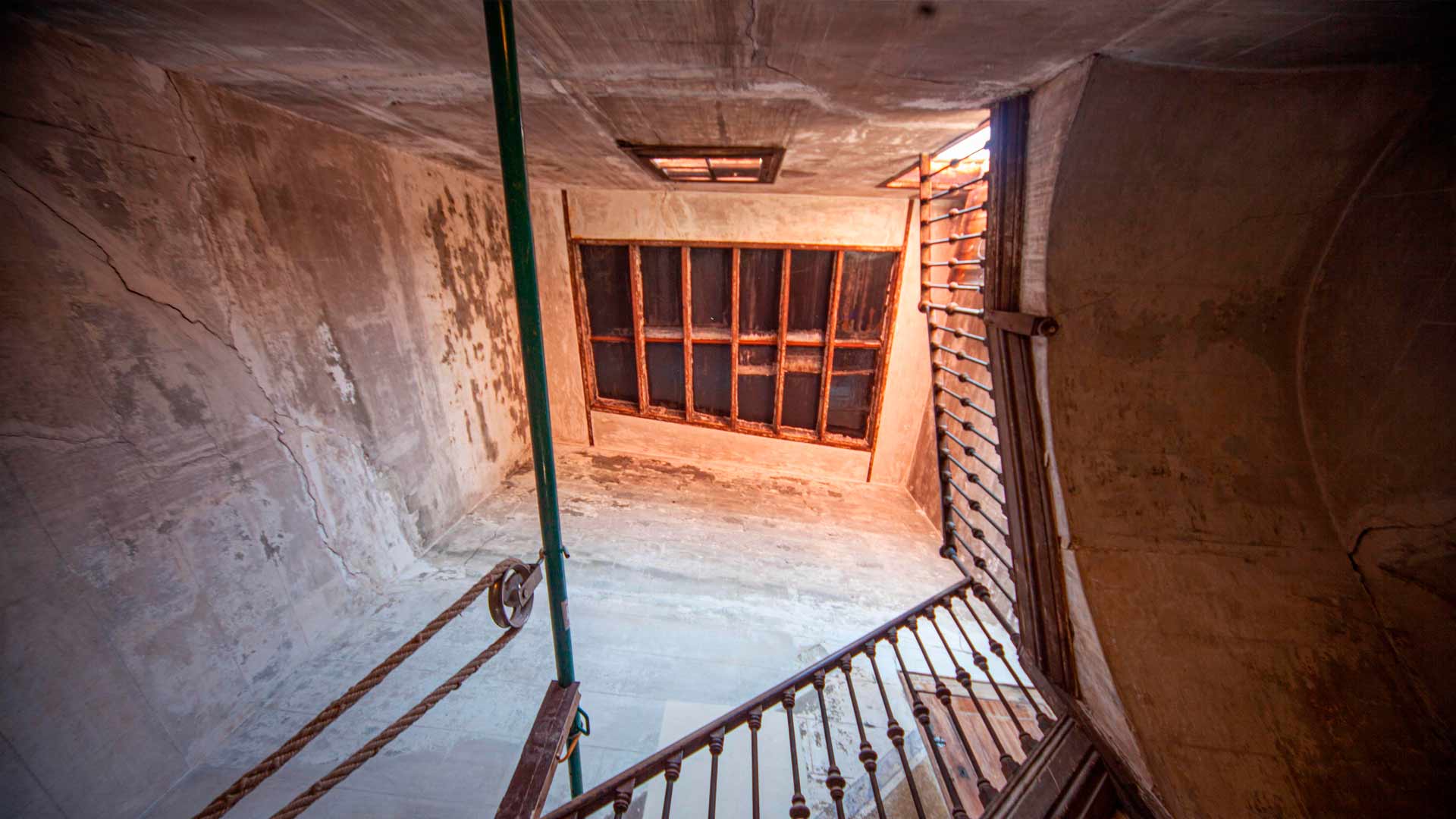 Rehabilitación de finca de Hueco de escalera | 2345 Arquitectes